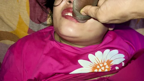 Aaj mom ko jabardasti choda