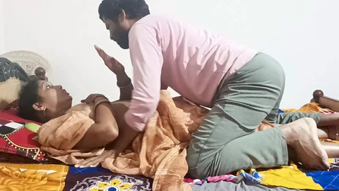Sex Video with Sister-in-law in Saree