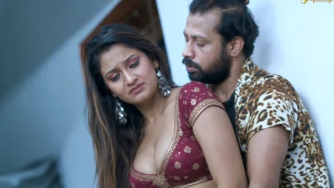 Bhabhi ki soteli chhoti bahen ko vigra kha kar khub choda