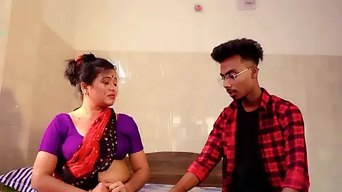 Beautiful Bengali Kamwali Bhabhi Sudden Sex with College Boy! Indian Sex