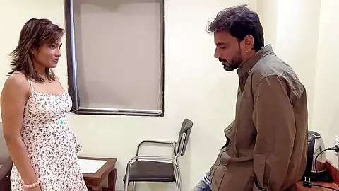 Boyfriend invited his girlfriend home