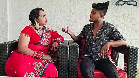 Desi beautiful wife seduced her boyfriend