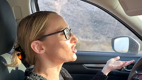 Stepmom Helps Me Move For College
