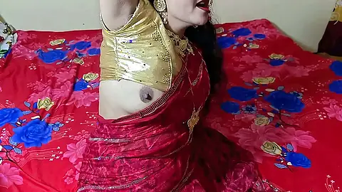 Latest Desi couple indian newly married Wife On bedroom Clear hindi audio