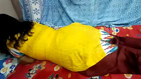 Hot Desi Maid Big ass Massaged by home owner