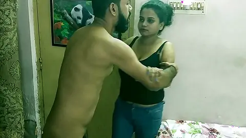 Indian xxx Bhabhi caught her husband with sexy aunty while fucking! Hot webseries sex with clear audio