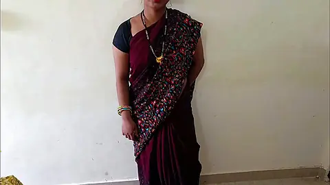 Sister-in-law fucking her ass for the first time in front of the camera mms video went viral in clear Hindi voice