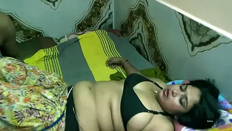 Indian Village Bhabhi Chudai! Real Boudi Sex with Dirty Talking