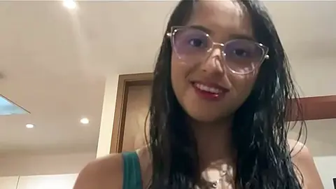 POV real: El hermano de mi esposo viene de visita a casa terminamos follando sin piedad