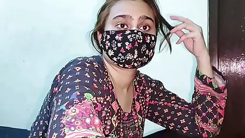 Young Man fucked stepsister's best friend Mene Apni Behan Ki Dost Ko Ghar kar Choda
